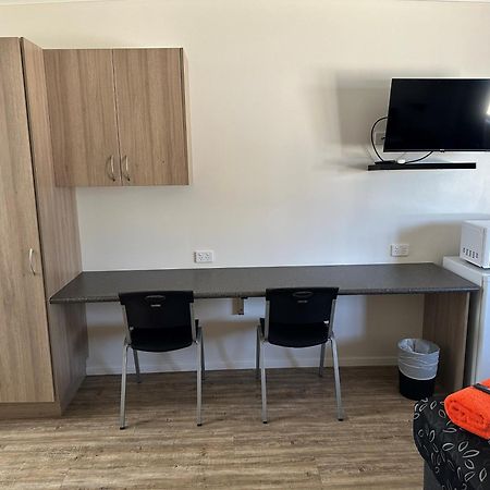 Winton Outback Motel Buitenkant foto