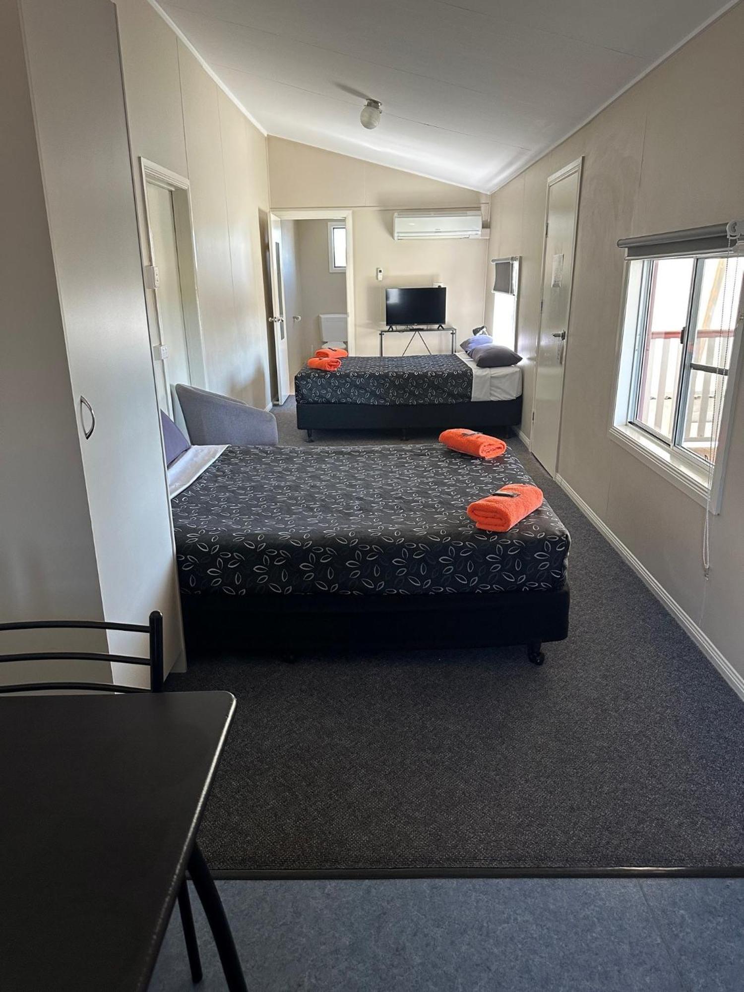Winton Outback Motel Buitenkant foto