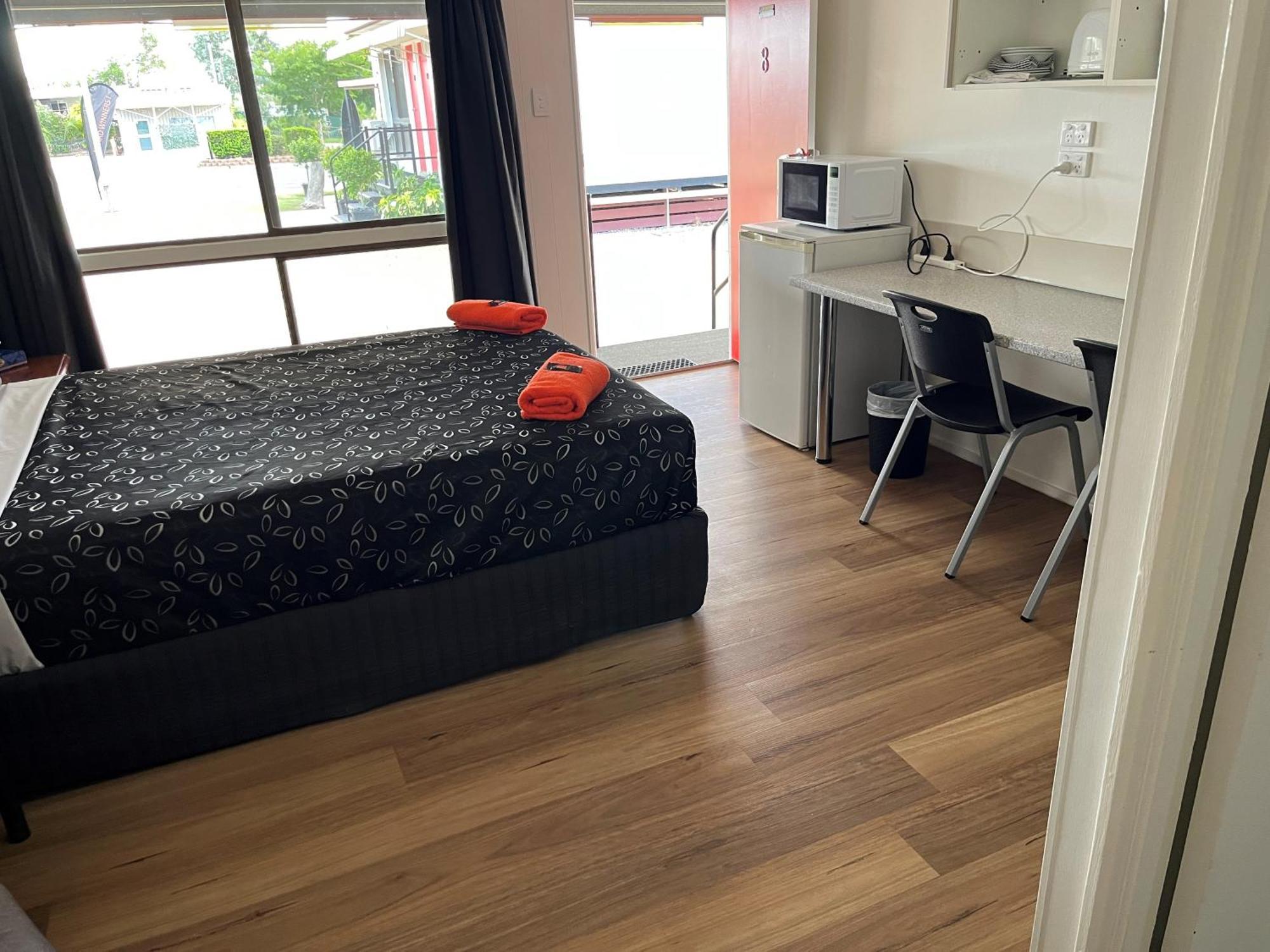 Winton Outback Motel Buitenkant foto
