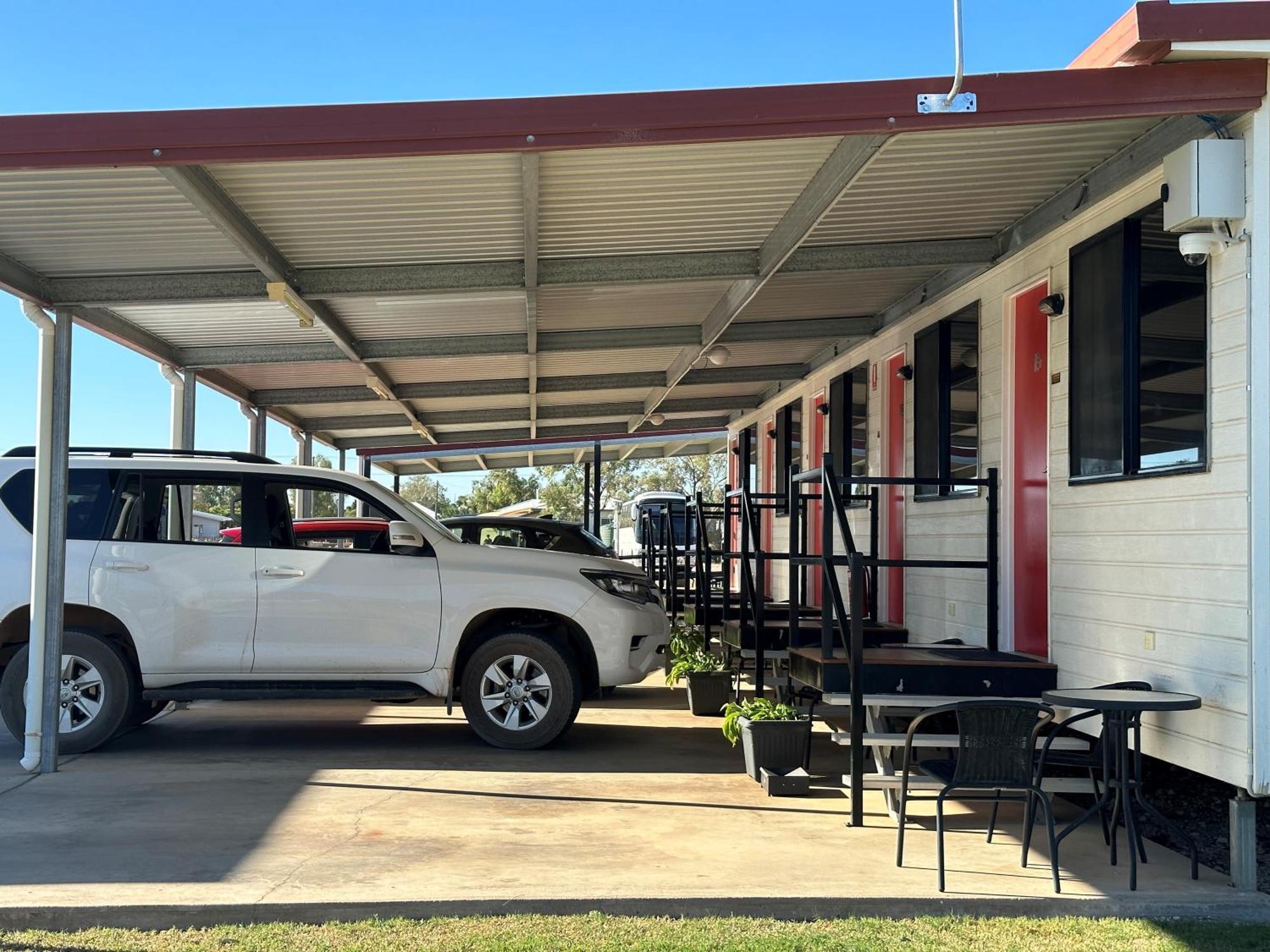 Winton Outback Motel Buitenkant foto